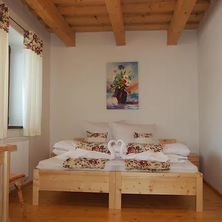 Pensjonat Horehronska Kuria 3*