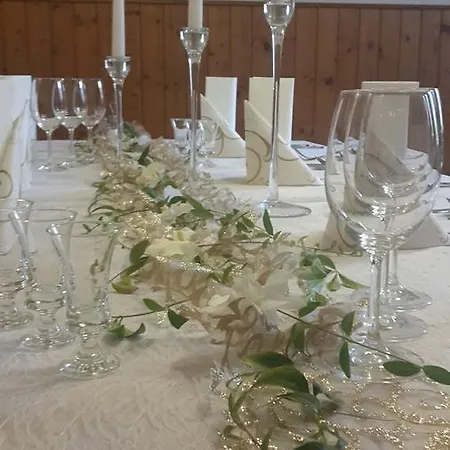 招待所 Horehronska Kuria